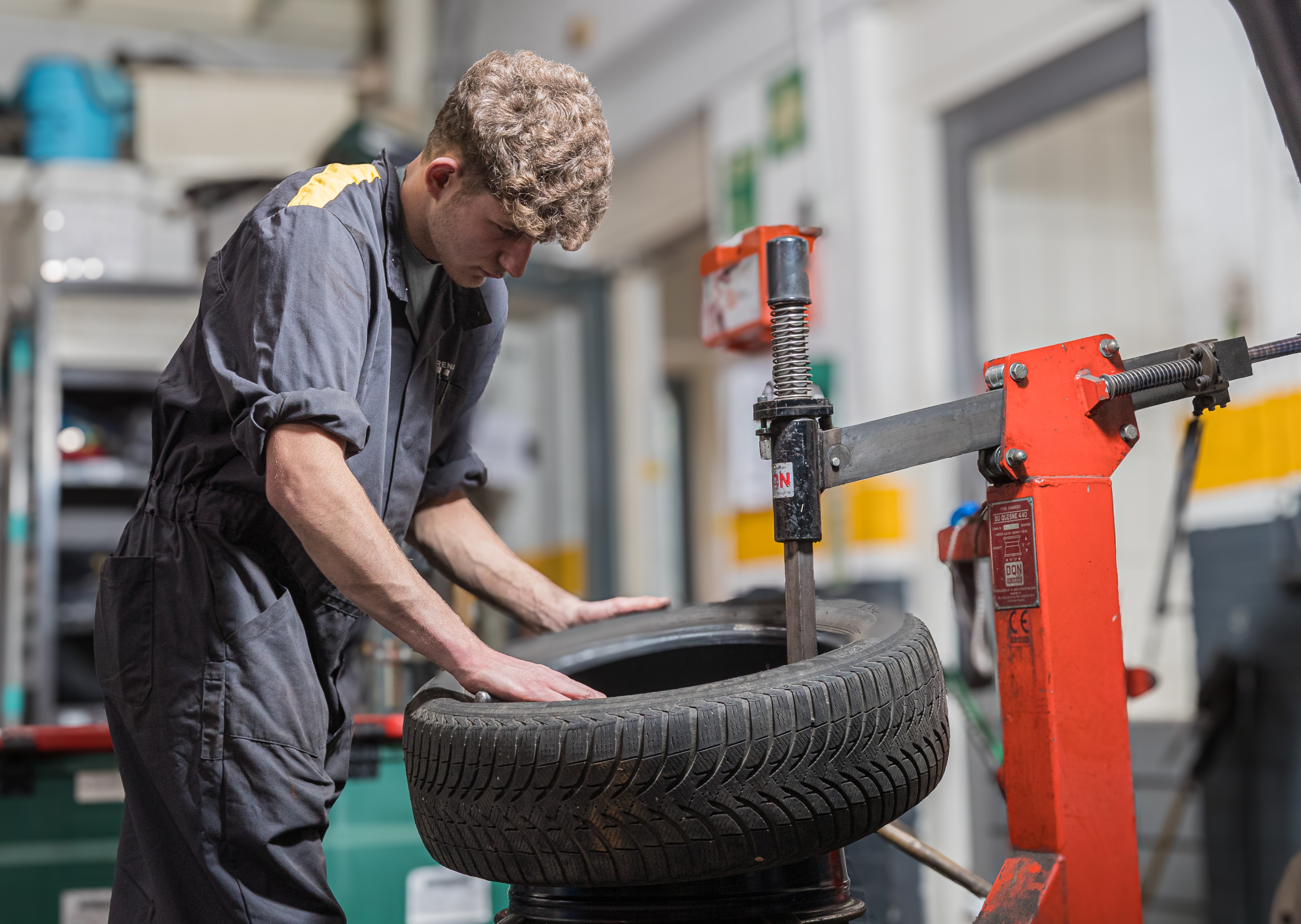 Common Image dinesten_images_1760518778.jpg Bandenservice Renault | Garage Kleine & Zn.