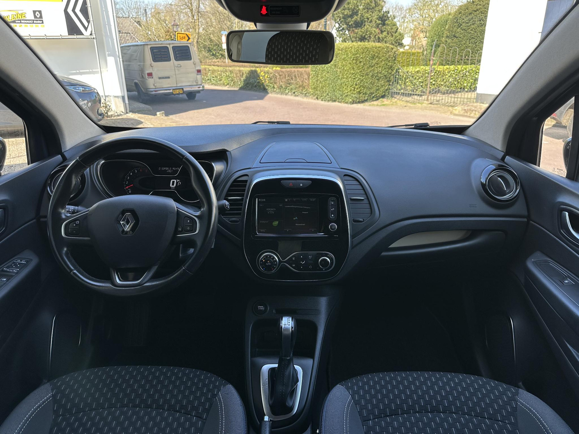 Renault Captur TCe 150 EDC Intens 43801937-4.jpg | Garage Kleine & Zn.
