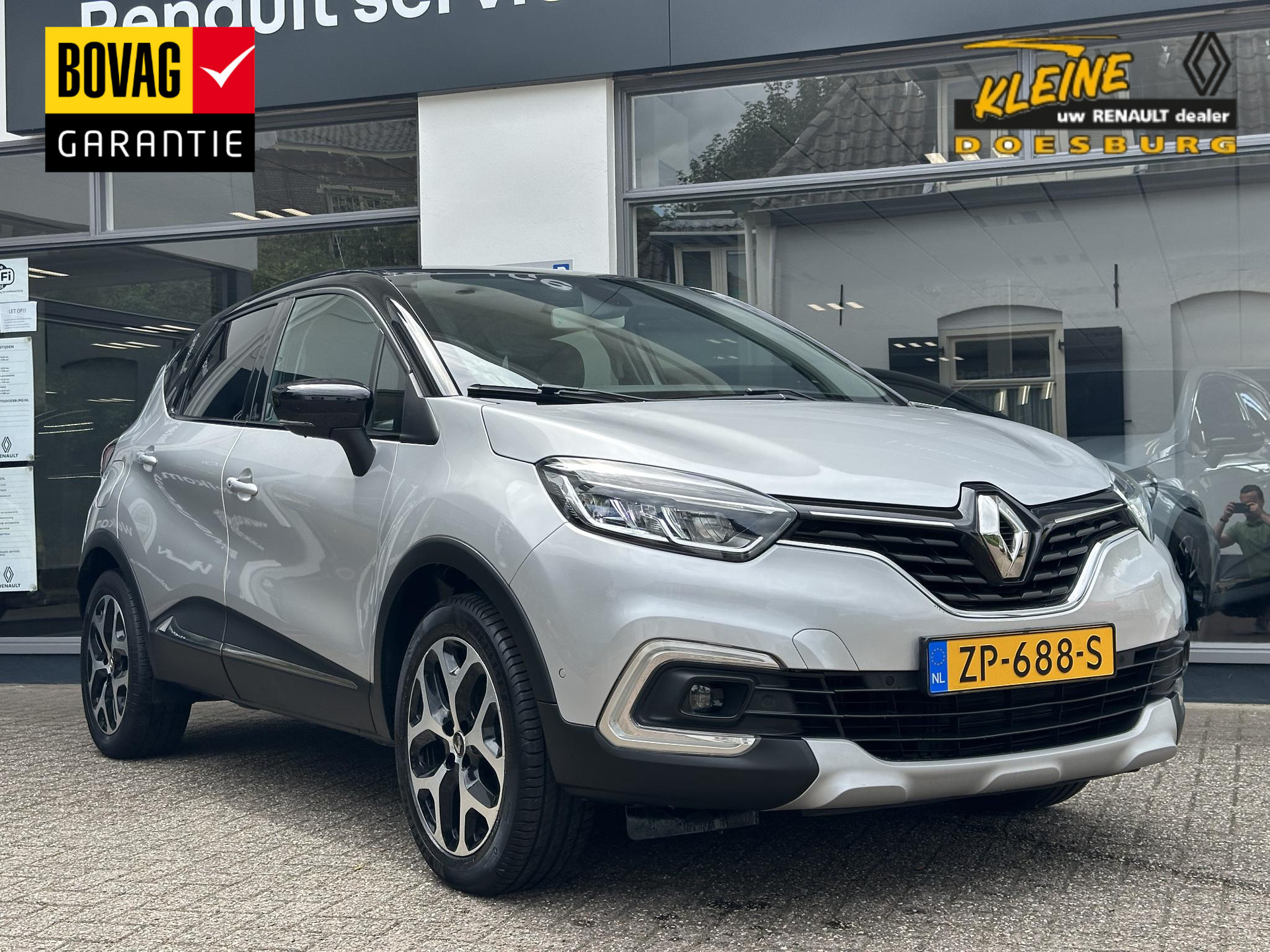 Renault Captur TCe 90 Intens 46470018-0.jpg | Garage Kleine & Zn.