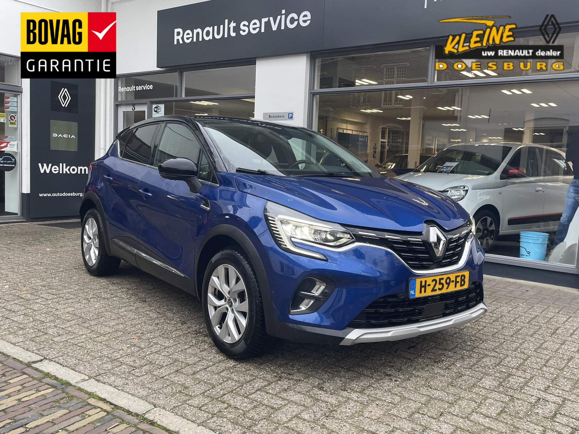 Renault Captur TCe 100 Intens 47558366-0.jpg | Garage Kleine & Zn.